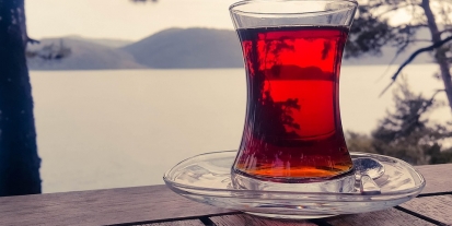 Çay soğuyana kadar
