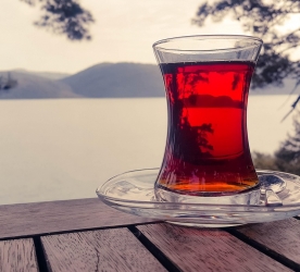 Çay Soğuyana Kadar