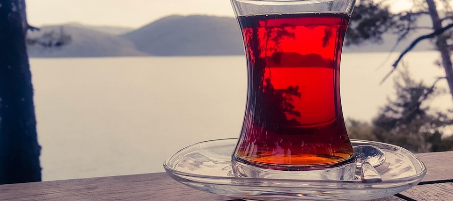 Çay Soğuyana Kadar