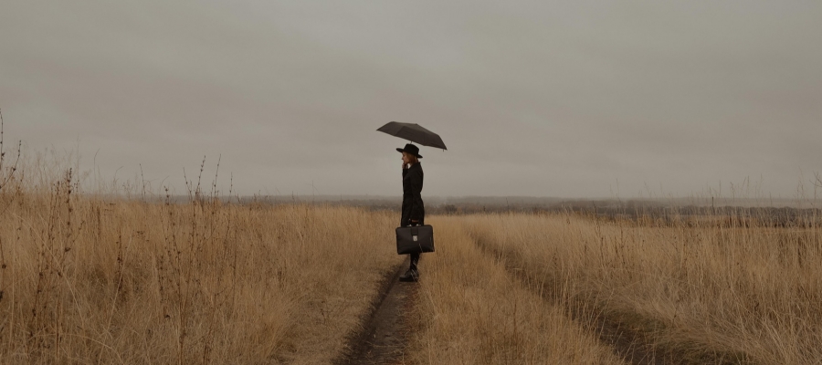 DÜNYANIN BİR YERLERİ