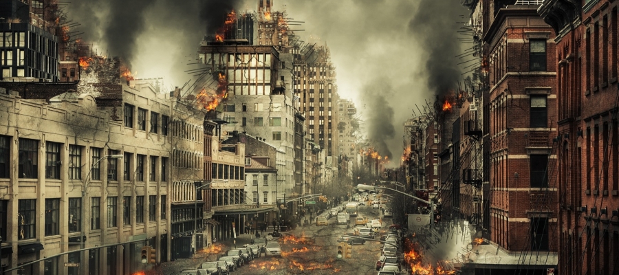 SAHTE YALVAÇLARIN VAHİY ALIYORMUŞCASINA GÖKYÜZÜNE BAKMASI